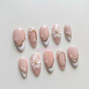 Pearl Veil French | press on nails | Handmade